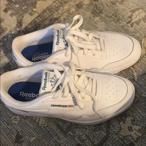 Reebok white classic tennis shoes